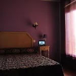 Langa Szálloda Cerezo de Abajo