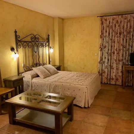 Langa 3* Cerezo de Abajo